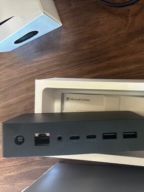 Microsoft Dock 2